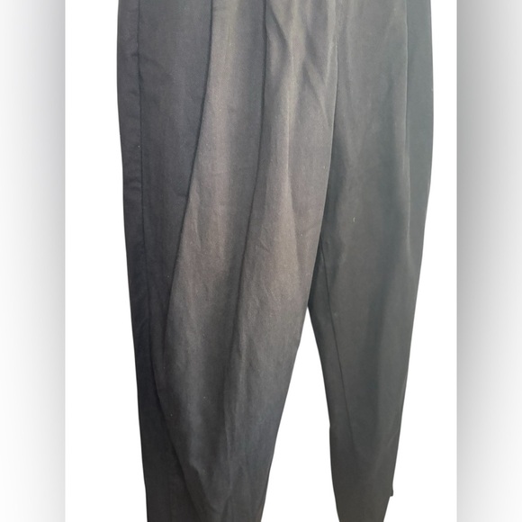 Every women’s black pleated dressy pants button detail pockets high waisted sz 2 - Picture 2 of 7
